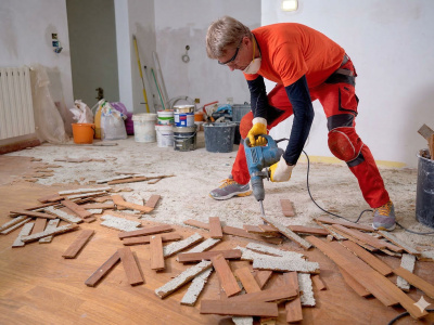 Mikor kell egy parkettát teljesen felszedni?